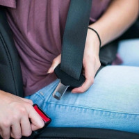 В России могут вдвое поднять штраф за непристёгнутый ремень