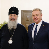 АО «Транснефть – Прикамье» передало экземпляры фильма «Неизвестная война» в Татарстанскую митрополию