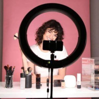 Популярный инфлюенсер или микроблогер: кто принесет бренду прибыль и почему здесь работает правило «less is more»