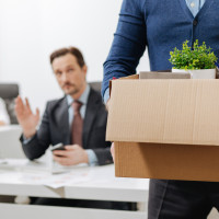 Как законно уволить сотрудника? Пять оснований для работодателя