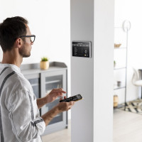 Необходимо повысить важность вовлечения управляющей компании в работу по интеграции систем умного дома в многоквартирных домах —  Doma.ai