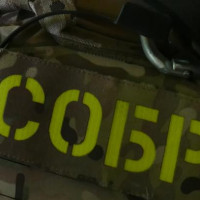 При силовой поддержке сотрудников СОБР Росгвардии задержаны подозреваемые в серийном вымогательстве, грабеже и разбое