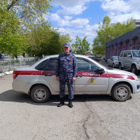 Сотрудник Росгвардии принял участие в защите геоглифа «Победе-80» от пожара в Омской области