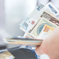 Как устроены валютные операции и трансграничные переводы в ОАЭ: гайд с цифрами, механизмами и практикой