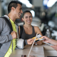 Тренера нет, клиент ушел, админ в панике — что делать? Как одна CRM решает три проблемы