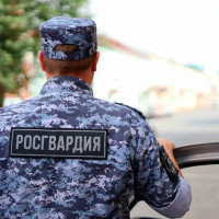 Сотрудники Росгвардии оказали содействие в тушении пожара в Омской области