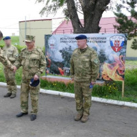 Сотрудники спецназа Росгвардии прошли испытания на право ношения знака отличия спецподразделений в Омске