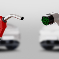 Электрокар или авто с ДВС: что выгоднее в России в 2025 году?