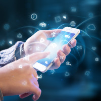 Мобильные приложения как двигатель продаж в 2025 году. К кому обратиться?