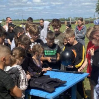 «Каникулы с Росгвардией»: Росгвардейцы провели урок мужества для школьников Омской области