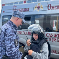 Росгвардия Омской области рассказала о службе на спортивном празднике «Королева спорта»