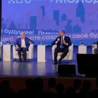 Президент Уральской ТПП встретился с рабочей молодежью