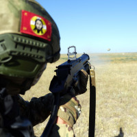 Спецназ территориального органа Росгвардии отработал тактику применения спецсредств РХБ защиты в Херсонской области