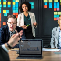 Зачем нужен анализ в бизнес-тренингах и корпоративном обучении?