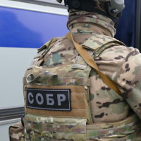 При силовой поддержке спецназа Росгвардии задержаны двое иностранных граждан, подозреваемых в совершении 42 преступлениях, связанных с незаконным оборотом наркотиков