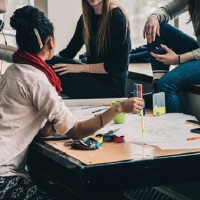 Россияне рассказали, как часто они спорят с коллегами