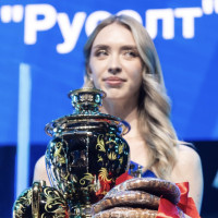 Психология влияния моделей на потребителей: почему правильный выбор лиц решает судьбу бренда?