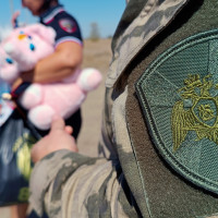 Росгвардейцы оказали помощь многодетным семьям, оказавшимся в сложной жизненной ситуации в Херсонской области