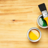 Чем красить дерево, кирпич, бетон и металл снаружи