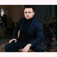 Как зарабатывать на лимитированных кроссовках в России и остаться в игре после 2022: история Funky Dunky