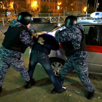 В Казани росгвардейцы задержали подозреваемого в краже из строительного магазина