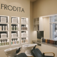 «Девочки, я больше не могу!» или Как AI спас мой салон от нервного срыва