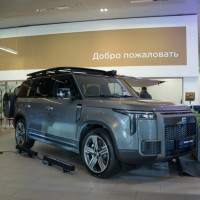 В «Frank Auto Вешки» прошел автомобильный фестиваль: премьера ROX, балет и путешествие по четырем странам