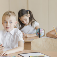 Количество отличников в России за год выросло почти в полтора раза