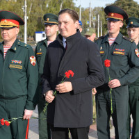Начальник военной Академии Росгвардии принял участие в церемонии возложении цветов в Парке Победы