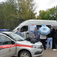 Мобильный агитационный пункт Росгвардии посетил город Салават