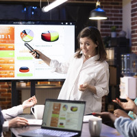 Стратегия, которая не работает: как мы потратили год на красивую презентацию