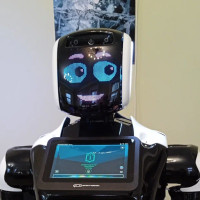 В Волгоградском театре кукол появился робот-экскурсовод