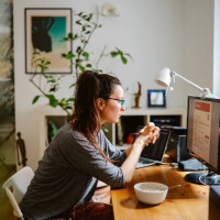 Что действительно выбирают сотрудники: сравнение гибридных форматов, удаленки и временных контрактов