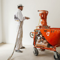 Механизированная или ручная штукатурка: какой способ выбрать?