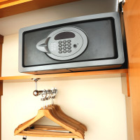 Как выбрать сейф для отеля или гостиницы: практическое руководство