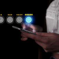 Отзывы, которые двигают выдачу: как репутация формирует результаты поисковиков и ИИ