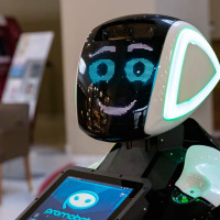 В Волгоградском театре кукол появился робот-экскурсовод