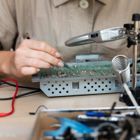 В России введут новый «технологический налог» для поддержки местных производителей оборудования. Кто будет обязан уплачивать?