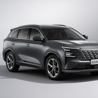 Новый CHANGAN CS75PLUS с полным приводом (AWD) выходит на российский рынок: старт программы предзаказов