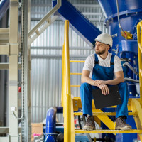 Сергей Пляскота: «Создавать рабочие места в глубинке — это инвестиция в людей, а не в активы»