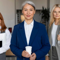 В Москве женщины занимают руководящие позиции в трети МСП