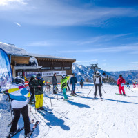 Не яхтой единой: горнолыжные курорты как точка роста для премиум-брендов зимой