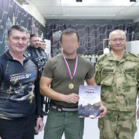 Руководящий состав СОБР «Каскад» Росгвардии завоевал переходящий кубок по практической стрельбе в Омске