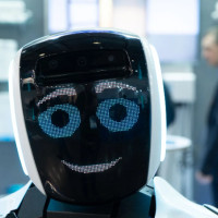 Promobot V.4 начал работу в дубайской компании Action To Action Trading LLC