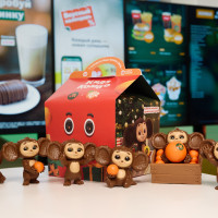 Поверь своим ушам: «Вкусно — и точка» запускает коллекцию Кидз Комбо с Чебурашкой