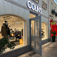 Джинсы и стиль с выгодой: COLIN’S открылся в Аутлете Fashion House Group Шереметьево