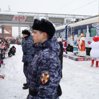 Росгвардия обеспечила безопасность Поезда Деда Мороза в Казани