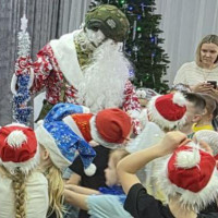 Омские росгвардейцы поздравили воспитанников детского сада с Новым годом в рамках всероссийской акции