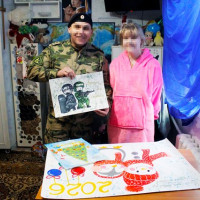 В Херсонской области сотрудники спецназа Росгвардии поддержали акцию «Елка желаний»