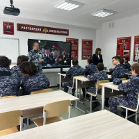 В Самаре росгвардейцы провели для кадет урок мужества, посвященный прорыву блокады Ленинграда